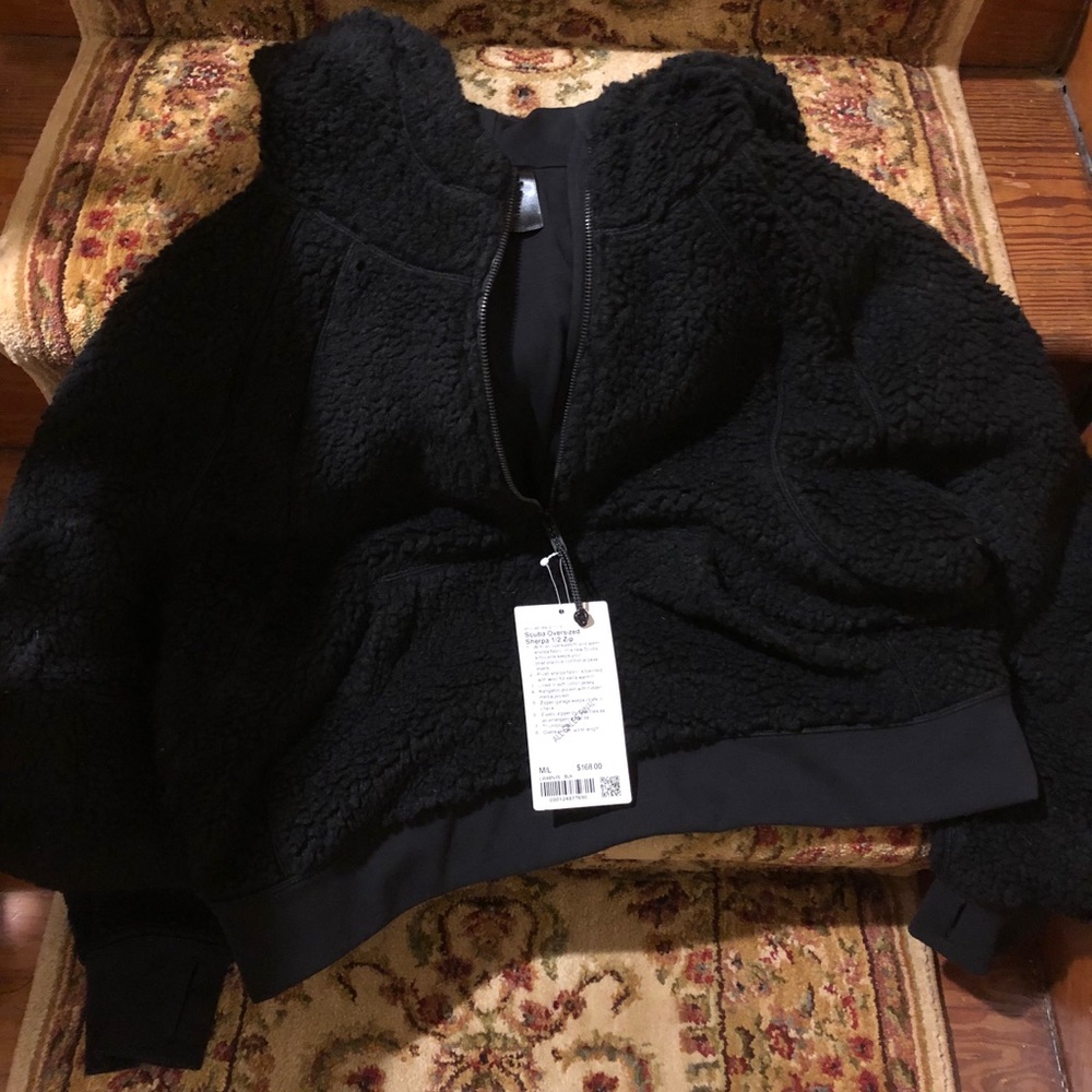 Lululemon Scuba Oversized Sherpa Size M/L